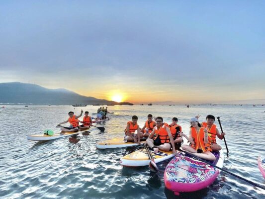 chèo SUP Bãi Đông